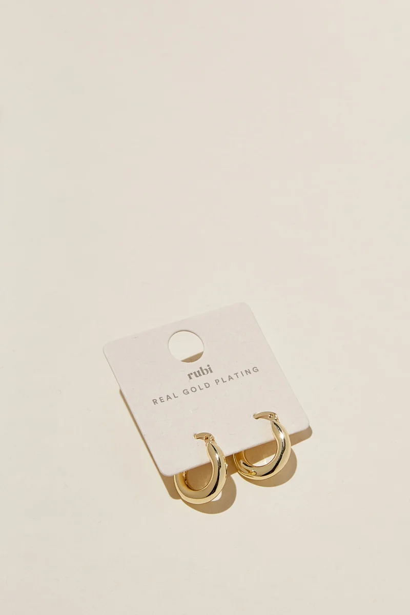 روبي Small Hoop Earring